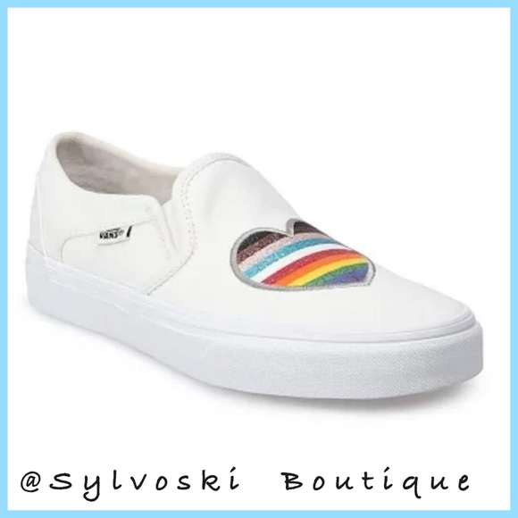 š VANS Asher Slip-on Shoes Rainbow Heart Womenās NWT - Picture 2 of 7